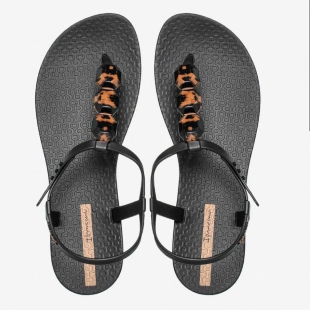 Ipanema Charm Sandal 23 Thong Flats Black Marble (New)